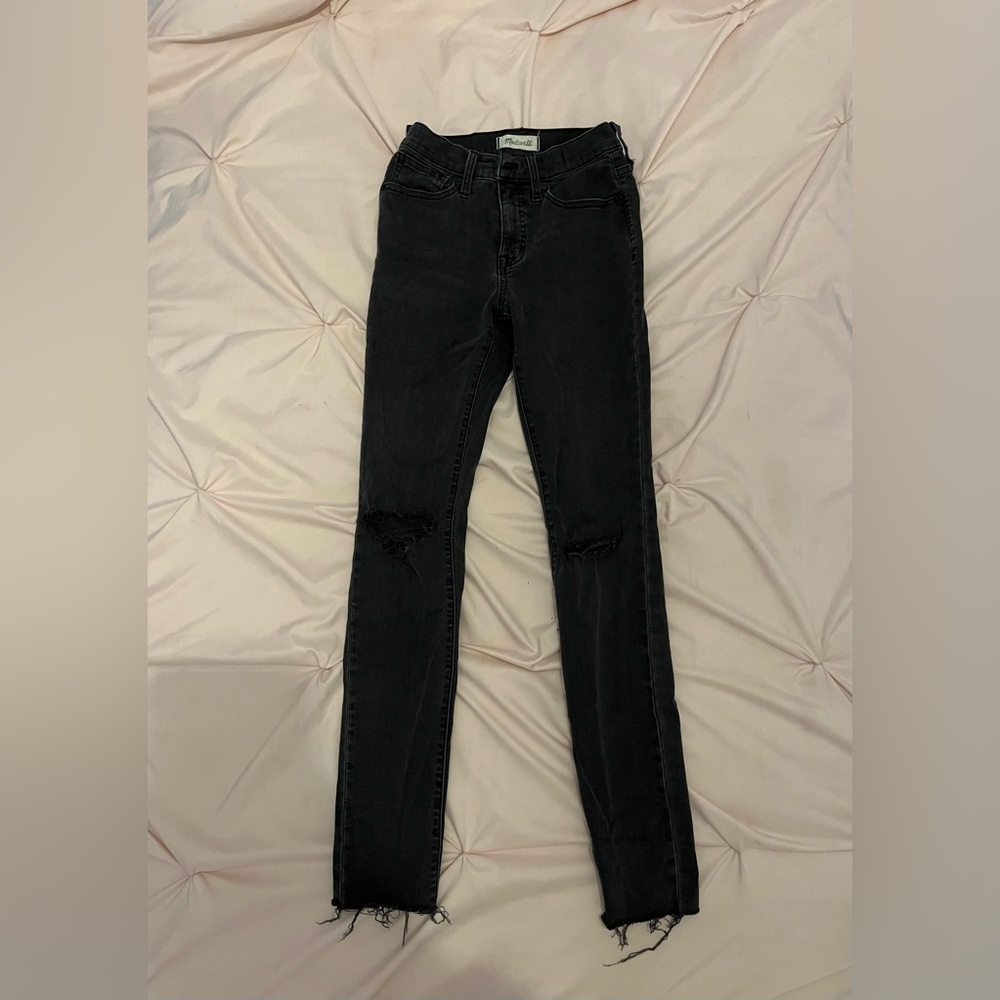 Madewell black mid-rise skinny jeans